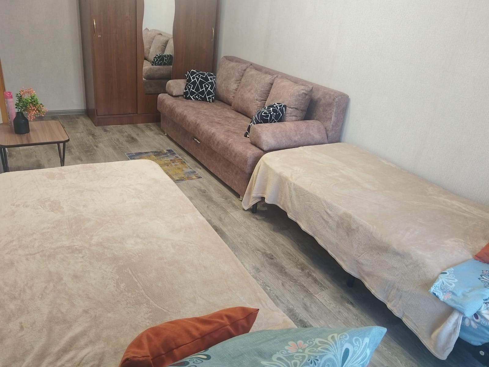 Просторная 2-к квартира в центре города